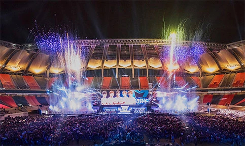 T1战队Faker领跑LPL赛区胜率，电竞选手受伤事件引关注——英雄联盟赛事动态